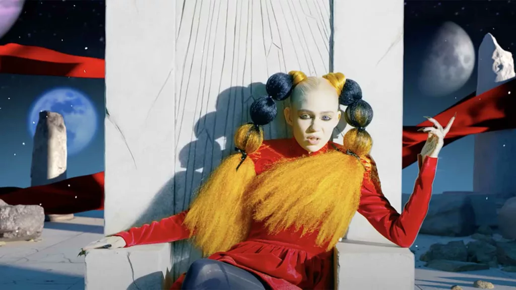 Popsångerskan Grimes välkomnar AI att skapa låtar